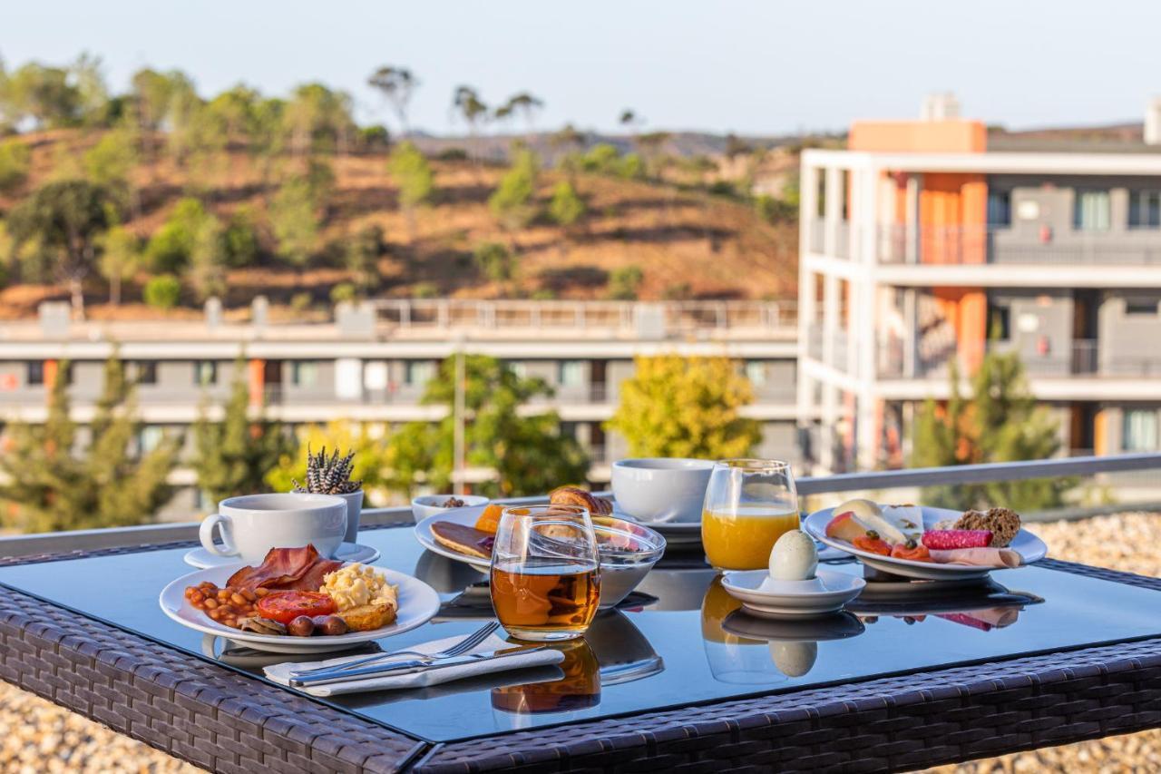Algarve Race Resort - Hotel Montes de Cima Экстерьер фото